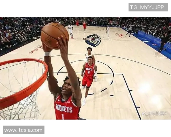 火箭队三分雨倾泻鹈鹕24记三分球的精彩对决 火箭队三分雨倾泻鹈鹕24记三分球的精彩对决