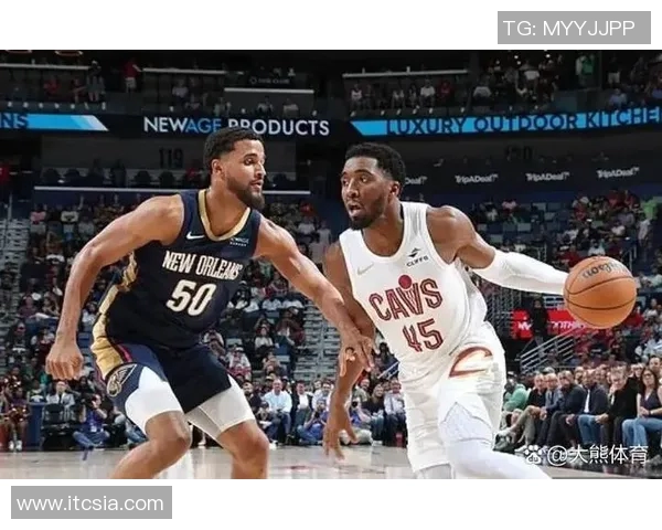 篮网队大胜对手，展现出色团队合作