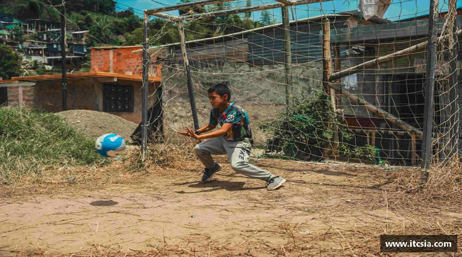 zoty中欧在线风雨同舟，共创辉煌！